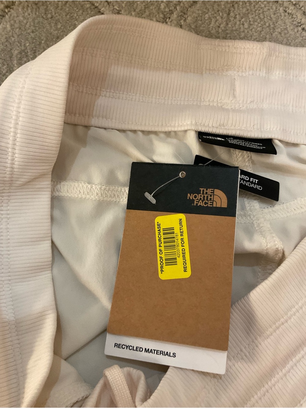 The North Face
Aphrodite 2.0 Water Resistant Drawstring Capri Pants - Picture 11 of 13